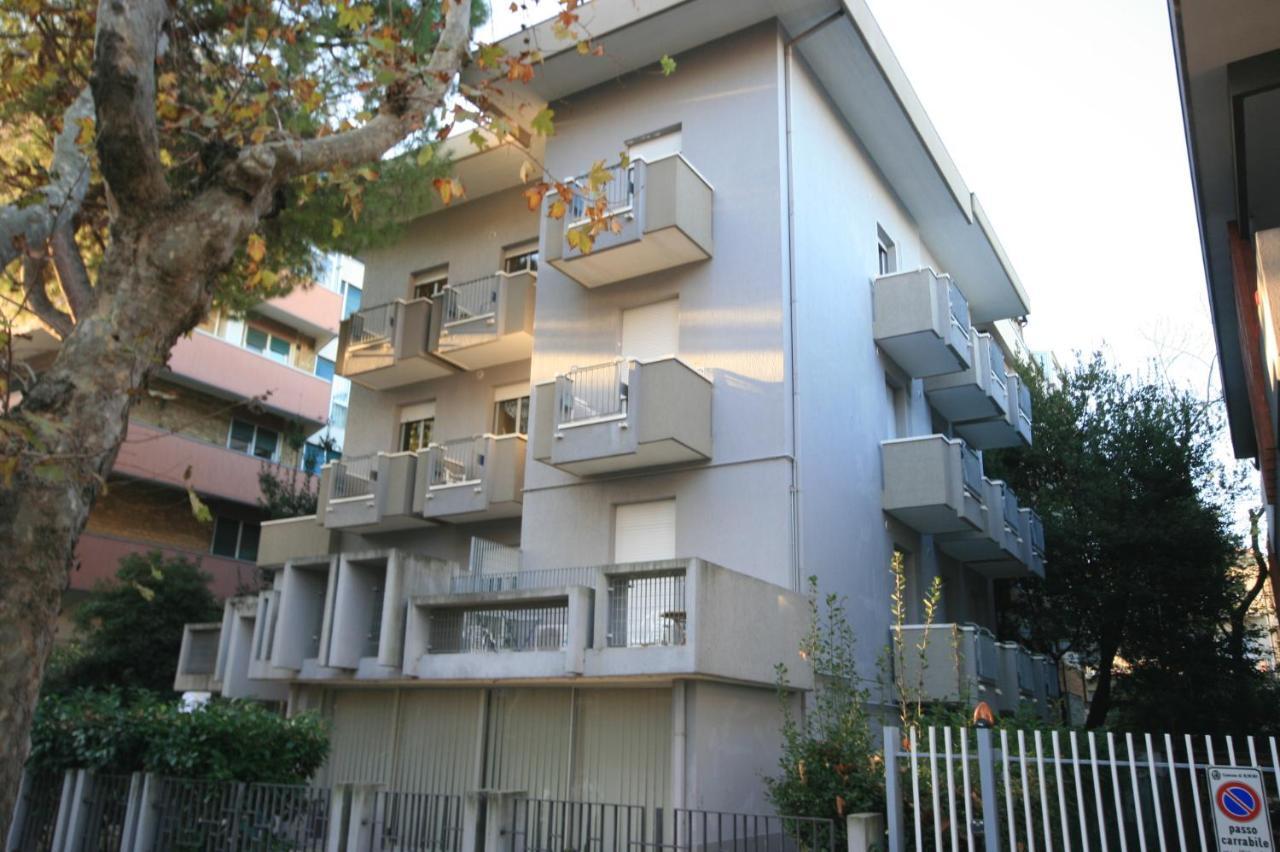 Casa Vacanze Cucciolo Rimini Zewnętrze zdjęcie